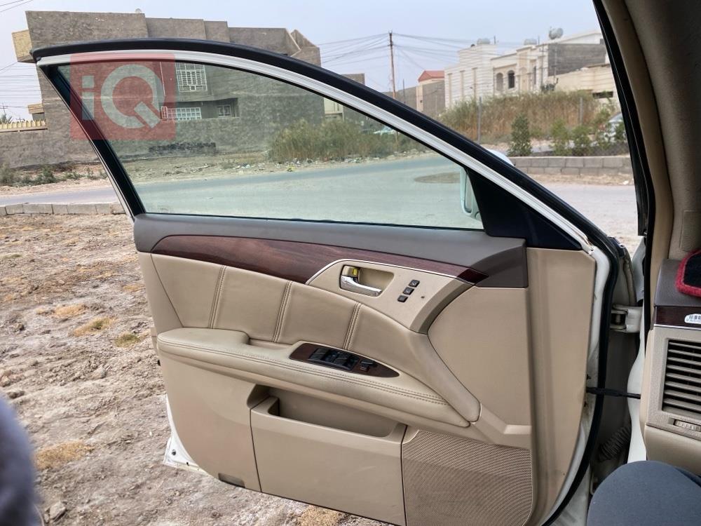 تويوتا أفالون